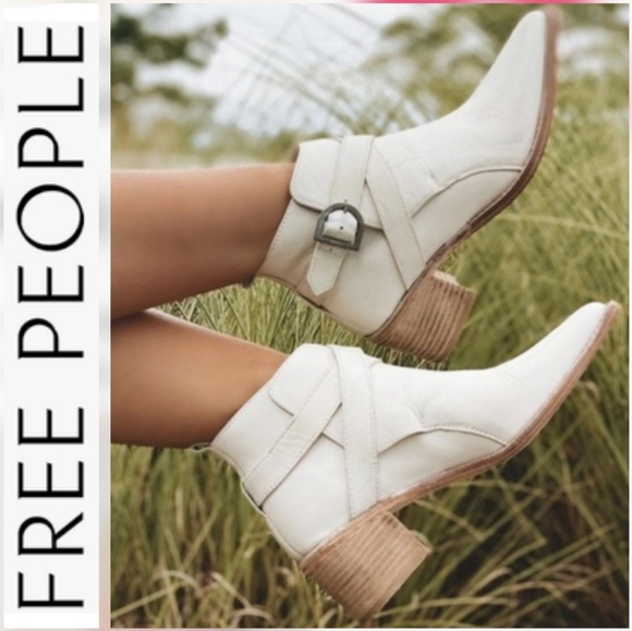  Free People Back Loop Ankle Boot - Picture 1 of 12